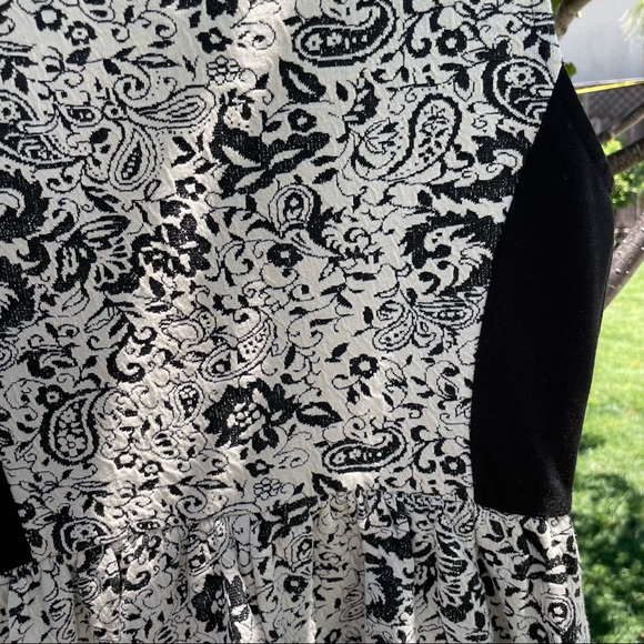 Rewind | Sleeveless Paisley Floral Print Pattern Dress - Picture 6 of 8